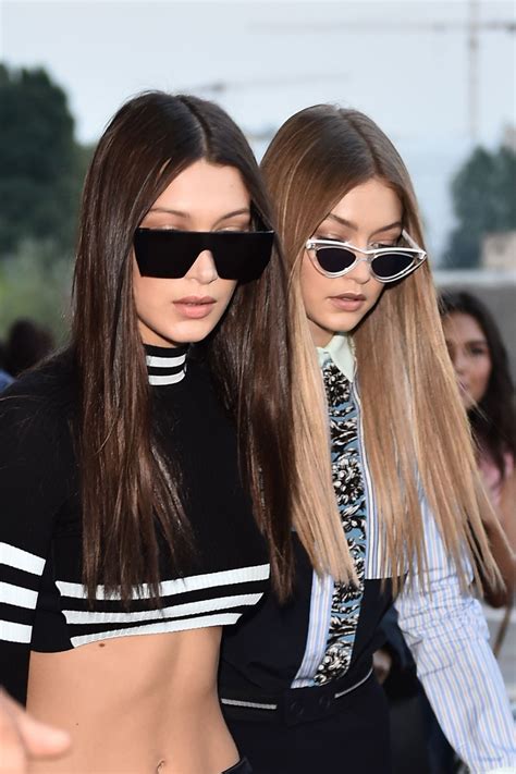 gigi hadid bella hadid versace|gigi hadid versace fashion week.